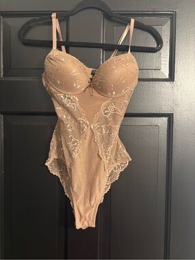 Beige Lace Push-Up Bodysuit - Women Intimates